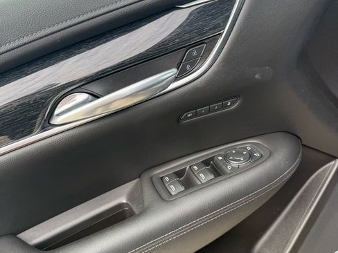 Certified 2021 Cadillac XT5 Premium Luxury w/ LPO, Floor Liner Package image 25