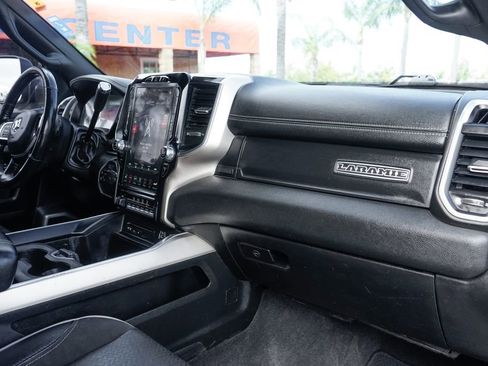 Used 2019 RAM 2500 Laramie w/ Night Edition AWD/4WD image 37