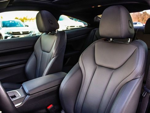 Used 2021 BMW 440i xDrive Coupe w/ Premium Package image 32