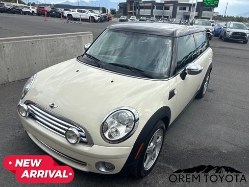 Used 2008 MINI Cooper Clubman Hardtop FWD image 2