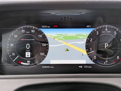 Used 2019 Land Rover Range Rover Velar R-Dynamic SE image 10