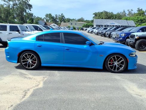 Used 2015 Dodge Charger R/T Scat Pack w/ Technology Group RWD image 8