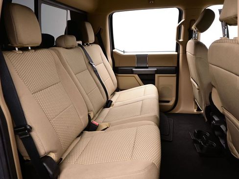 Used 2021 Ford F250 XLT w/ XLT Premium Package AWD/4WD image 25