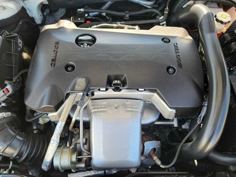 Used 2019 Buick Regal Essence w/ Driver Confidence Package I AWD/4WD image 16