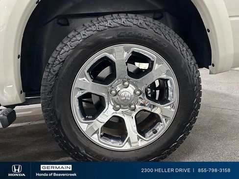 Used 2018 RAM 1500 Laramie w/ Convenience Group AWD/4WD image 14