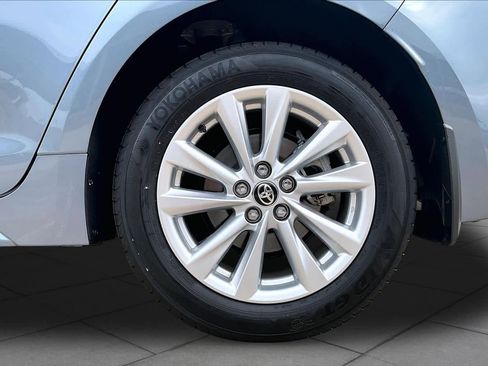 Used 2026 Toyota Corolla LE w/ LE Premium Package FWD image 11
