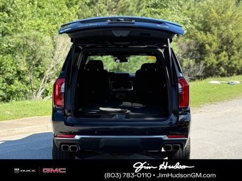 Used 2025 GMC Yukon Denali AWD/4WD image 14