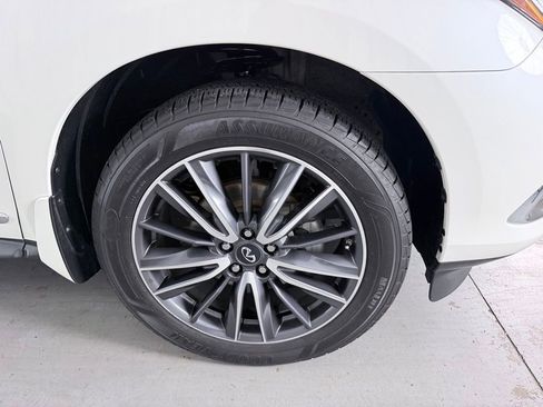 Used 2019 INFINITI QX60 Luxe w/ Sensory Package FWD image 4
