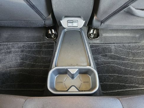 Used 2024 Nissan Leaf S FWD image 16