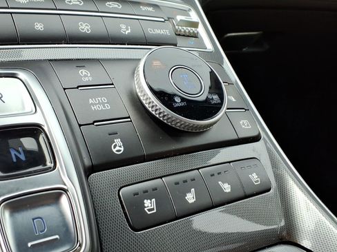 Used 2023 Hyundai Santa Fe Calligraphy AWD/4WD image 15