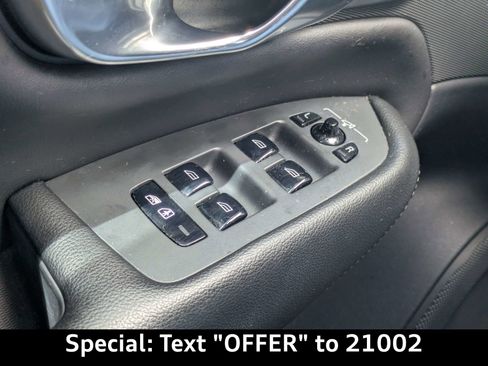 Used 2020 Volvo XC90 T5 Momentum w/ Protection Package FWD image 26