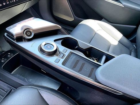Certified 2022 Kia EV6 Wind RWD image 10