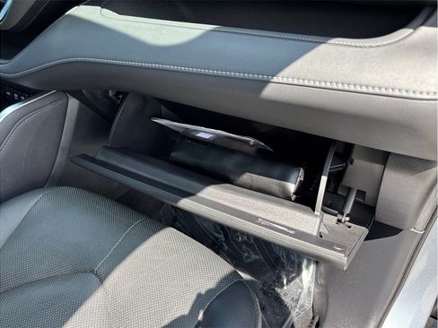 Used 2021 Toyota Highlander Limited FWD image 50