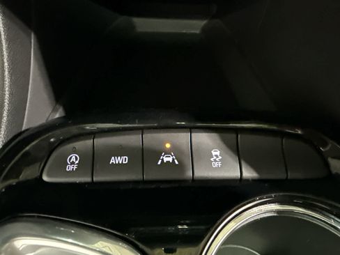 Used 2023 Buick Encore GX Essence w/ Experience Buick Package AWD/4WD image 24
