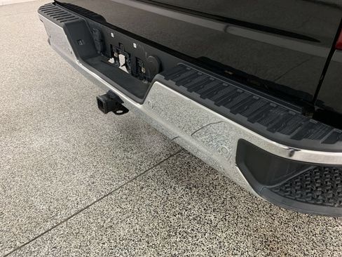 Used 2019 Chevrolet Silverado 1500 LTZ w/ LTZ Plus Package AWD/4WD image 34