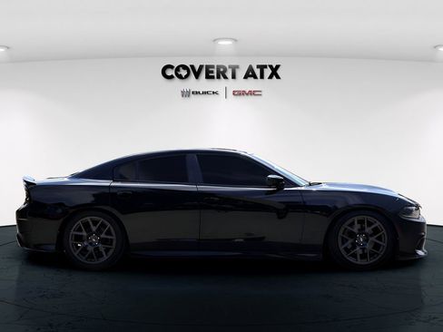 Used 2019 Dodge Charger R/T w/ Plus Group RWD image 8