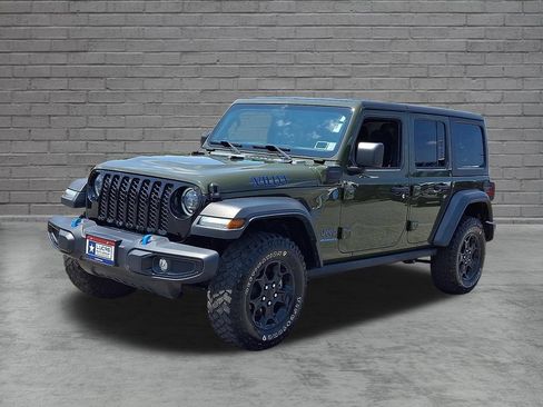 Used 2023 Jeep Wrangler Unlimited w/ Dual Top Group AWD/4WD image 6