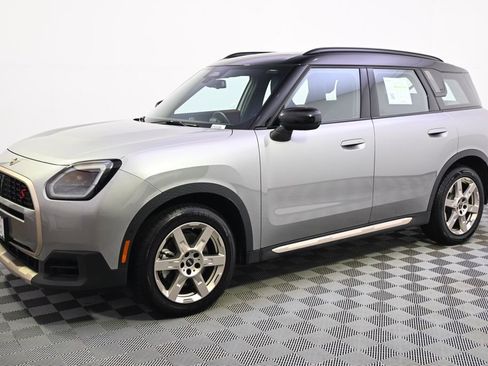 Used 2025 MINI Cooper Countryman S AWD/4WD image 2