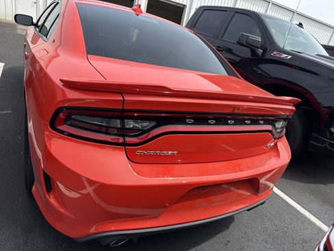 Used 2023 Dodge Charger R/T w/ Performance Handling Group image 7