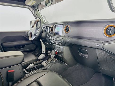 Used 2022 Jeep Gladiator Mojave w/ Trailer Tow Package image 26