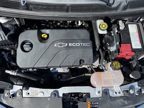 Used 2022 Chevrolet Spark LT image 9