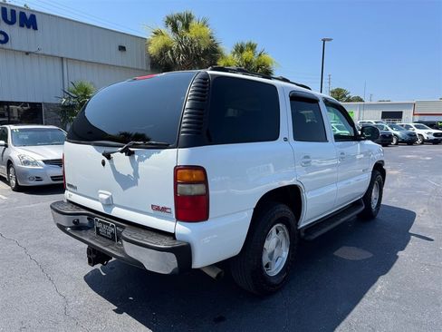 Used 2003 GMC Yukon SLT w/ 1SC Preferred Equipment Group AWD/4WD image 8