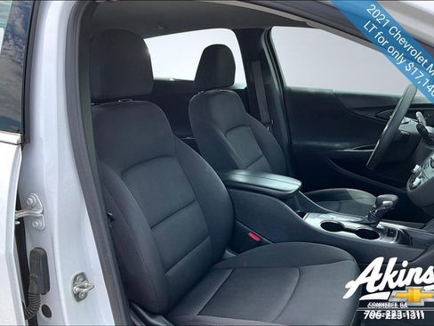 Used 2021 Chevrolet Malibu LT image 19