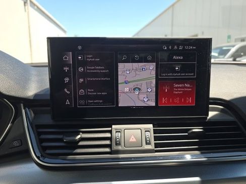Used 2025 Audi Q5 2.0T Premium Plus w/ Premium Plus Package AWD/4WD image 16