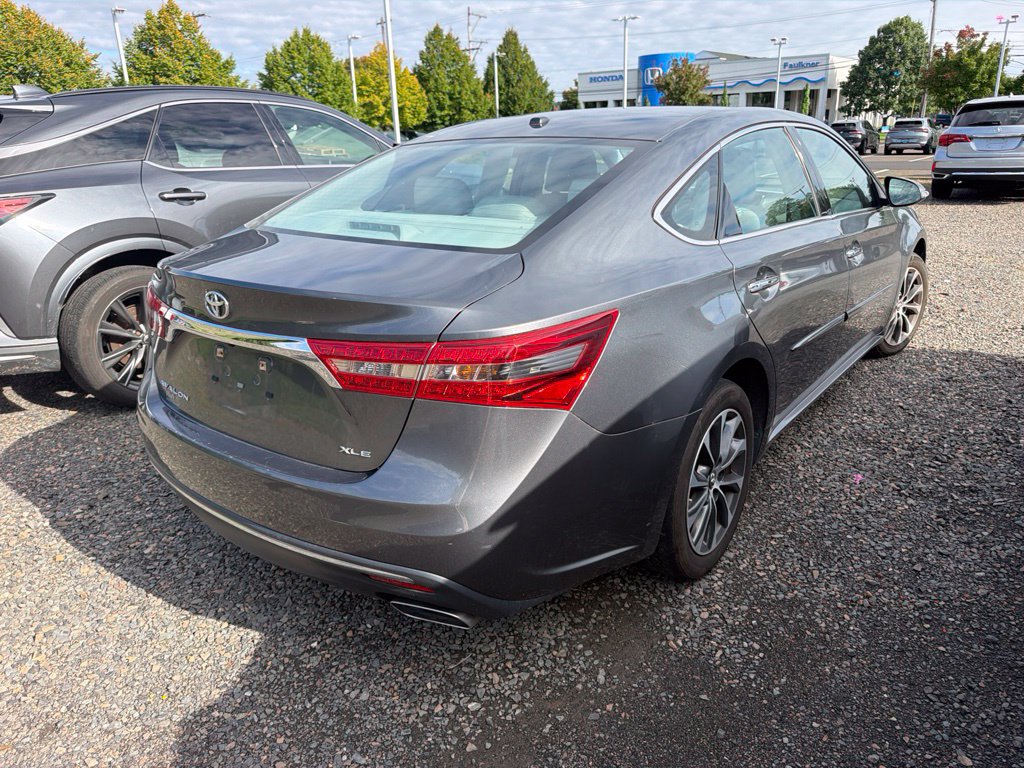 Used 2017 Toyota Avalon XLE Premium w/ Protection Package FWD image 6