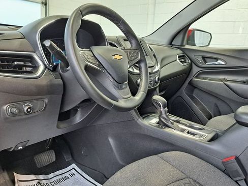 Used 2024 Chevrolet Equinox LT FWD image 9