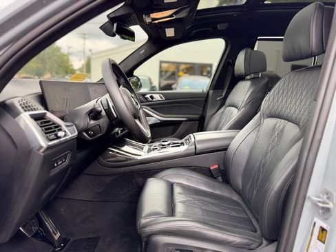 Used 2024 BMW X7 M60i w/ Executive Package AWD/4WD image 20