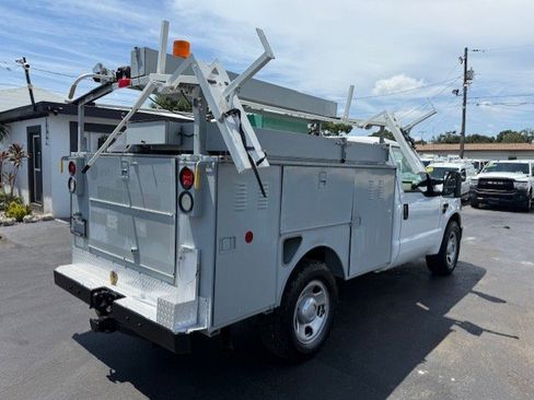 Used 2008 Ford F350 XL image 9
