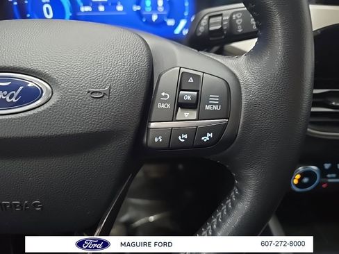 Used 2020 Ford Escape SE Sport image 21