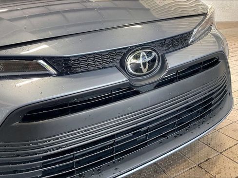 Used 2024 Toyota Corolla LE FWD image 26