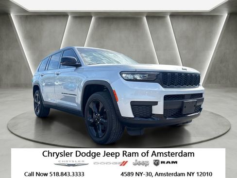 Used 2023 Jeep Grand Cherokee L Laredo AWD/4WD image 1