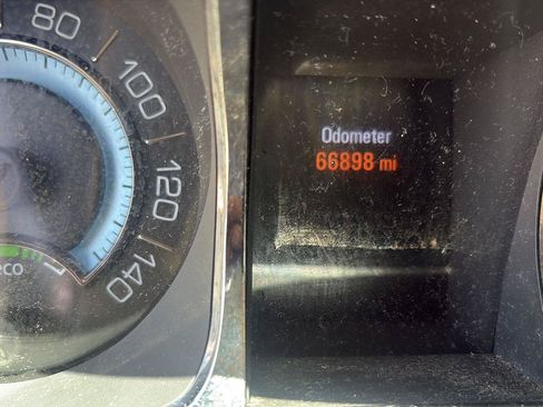 Used 2013 Buick LaCrosse FWD image 31