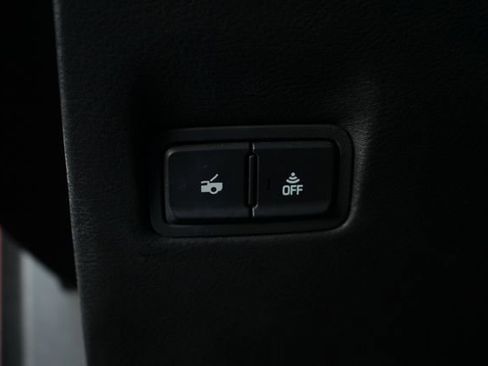 Used 2015 Chevrolet Corvette Z06 w/ 2LZ Preferred Equipment Group image 16