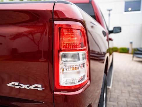 Used 2019 RAM 1500 Big Horn AWD/4WD image 9
