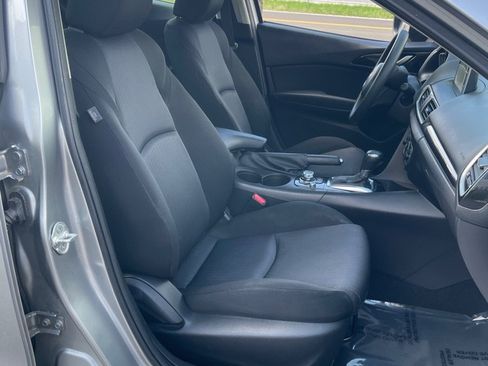 Used 2015 MAZDA MAZDA3 i Sport FWD image 23