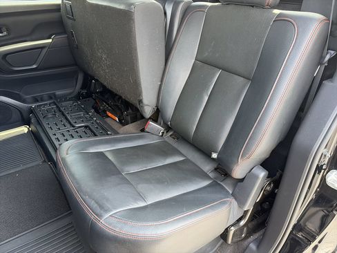 Used 2021 Nissan Titan PRO-4X w/ Pro-4x Convenience Package AWD/4WD image 33