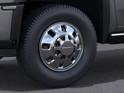 New 2026 GMC Sierra 3500 Denali w/ Technology Package AWD/4WD image 9