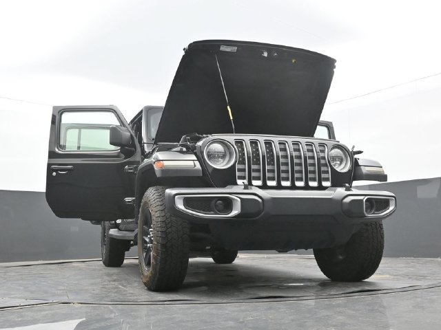Used 2018 Jeep Wrangler Unlimited Sahara w/ Safety Group AWD/4WD image 64
