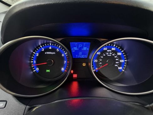 Used 2011 Hyundai Tucson Limited w/ Premium Pkg 3 image 39