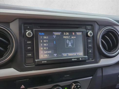 Used 2018 Toyota Tacoma SR5 image 18