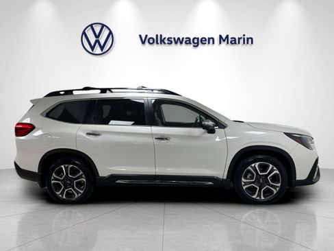 Used 2023 Subaru Ascent Touring AWD/4WD image 6