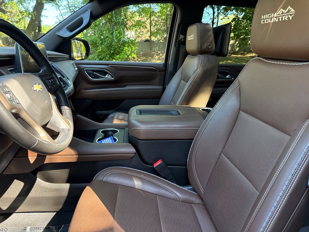 Used 2023 Chevrolet Tahoe High Country AWD/4WD image 18