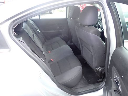 Used 2013 Chevrolet Cruze LT FWD image 10