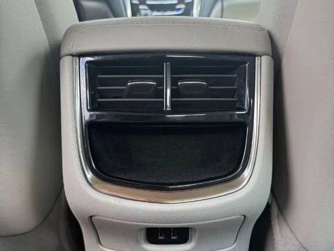 Used 2018 Cadillac CTS Sedan RWD image 14