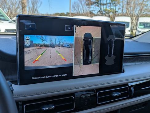 Certified 2022 Lincoln Nautilus Reserve image 21