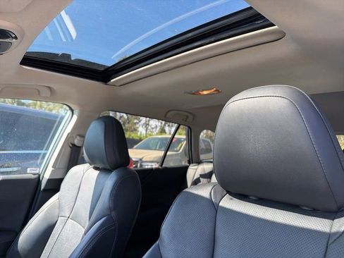 Used 2021 Subaru Outback Limited image 11